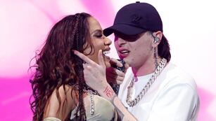 Anitta habló por primera vez de su relación con Peso Pluma: “Nos amamos”
