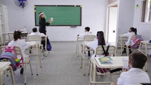 Clases presenciales: en las grandes ciudades santafesinas sólo regresan para el nivel inicial