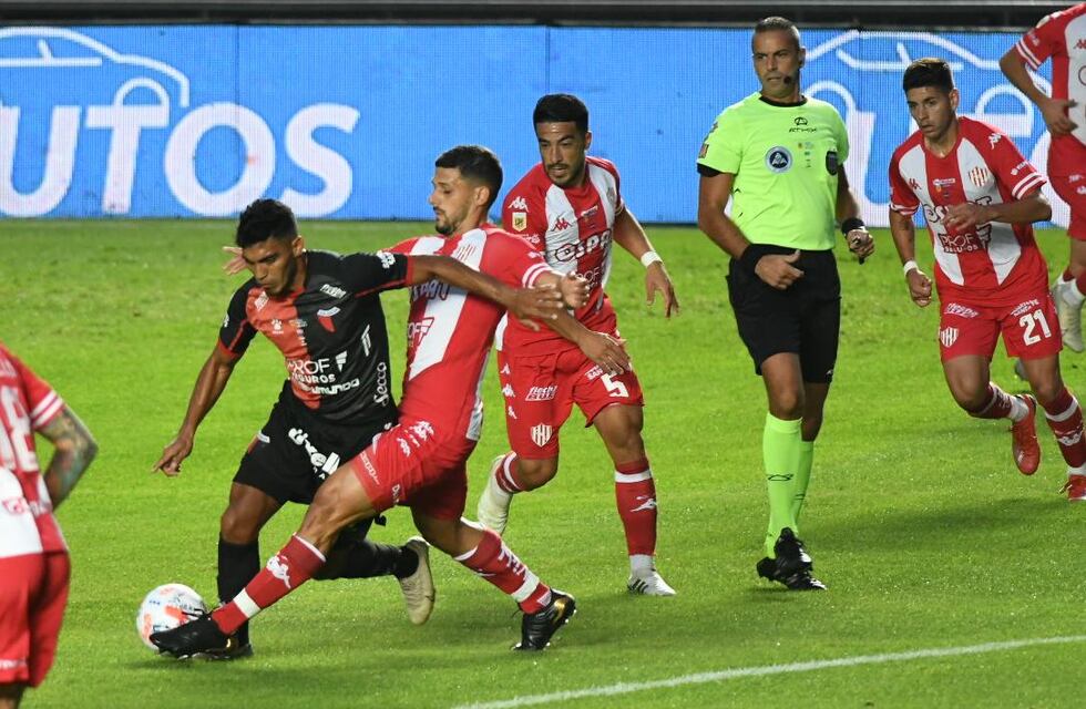 Unión no pudo con Colón en el clásico santafesino y se quedó sin clasificación