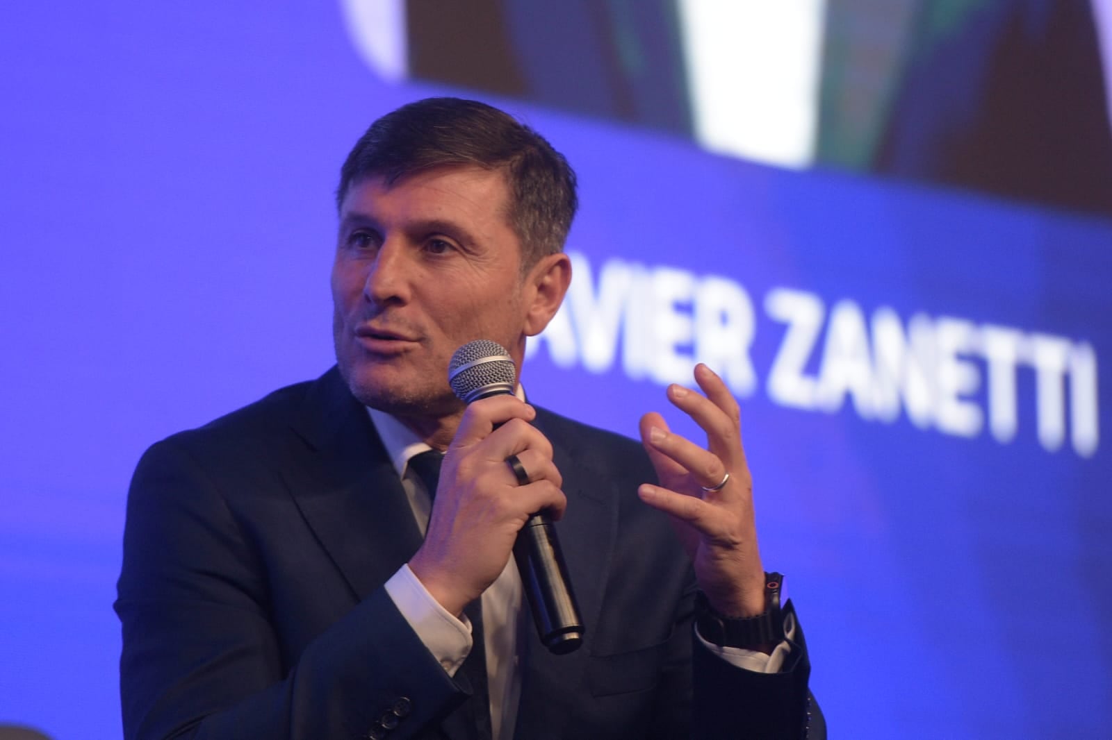 Javier Zanetti en el marco de su disertación en el Sports Sessions 2025 en el Complejo Feriar. (José Gabriel Hernández / La Voz)
