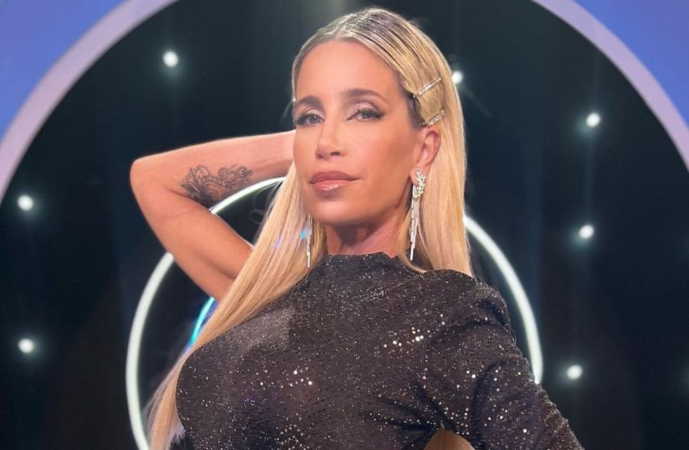 Elegante, sensual y electrizante: el vestido azul al cuerpo de Florencia Peña que despertó suspiros