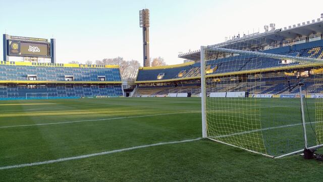 El incendio de una torre de iluminación podría llevar a que el partido entre Central y River se juegue de día