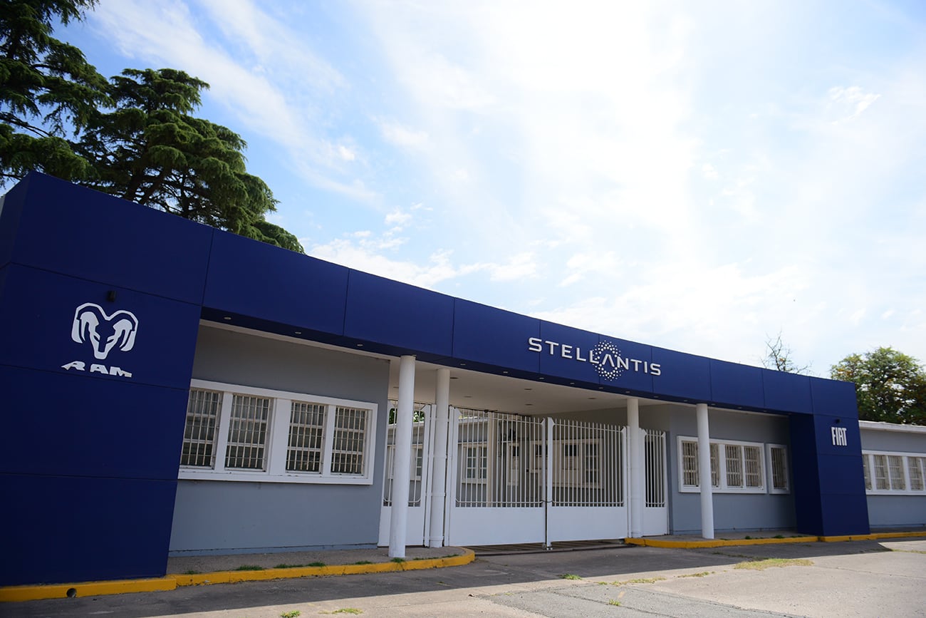 La medida afectará a sus dos plantas. (José Gabriel Hernández / La Voz)