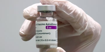Vacuna AstraZeneca. (AP Foto/Matthias Schrader, archivo)