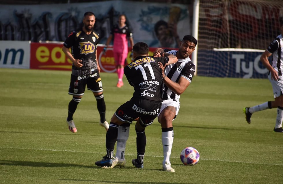 Gimnasia de Mendoza perdió la chance del ascenso frente a Estudiantes de Caseros