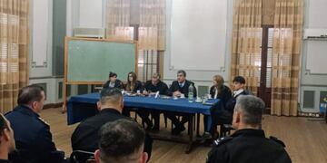 Encuentro del Fiscal Regional Carlos Vottero en la Jefatura de la Unidad Regional V