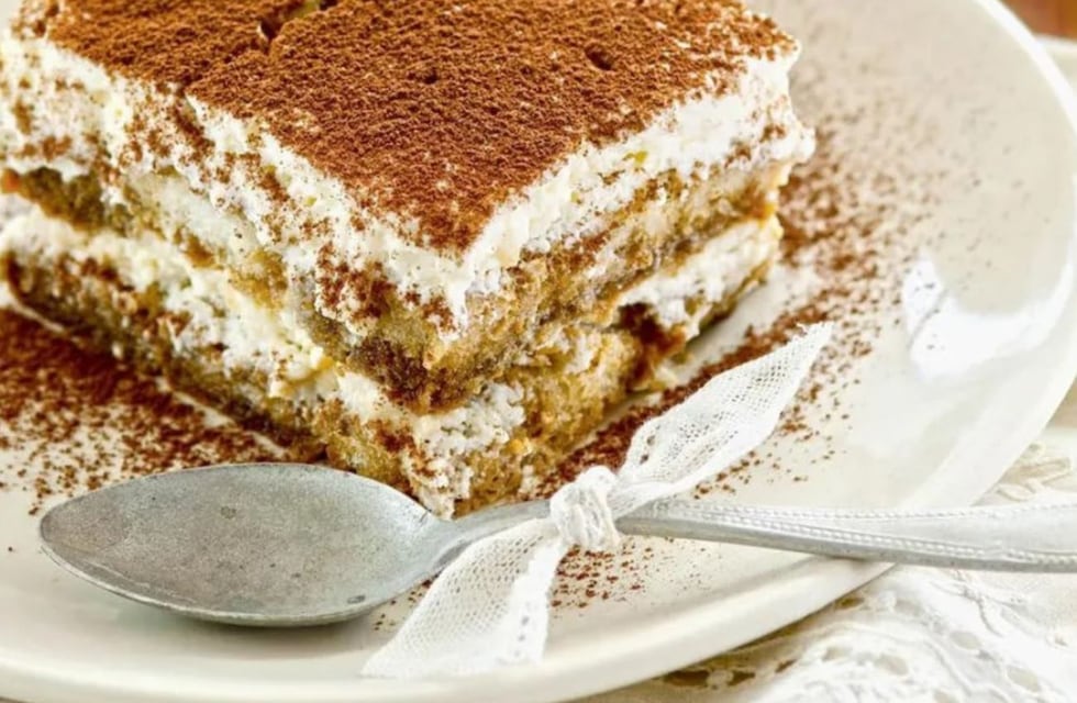 Cómo hacer el postre “4 tazas”: la receta más fácil, con pocos ingredientes y lista en menos de 15 minutos