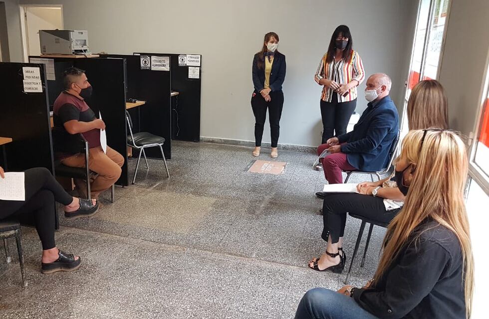 El personal de tribunal de faltas de Carlos Paz se capacitó en lenguaje de señas