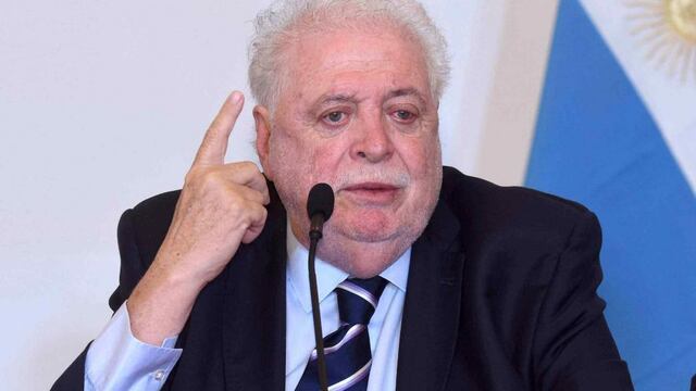 “Te robaste las vacunas de los argentinos”: los escraches a Ginés González García tras el vacunatorio VIP.  Foto: La Voz/Archivo.