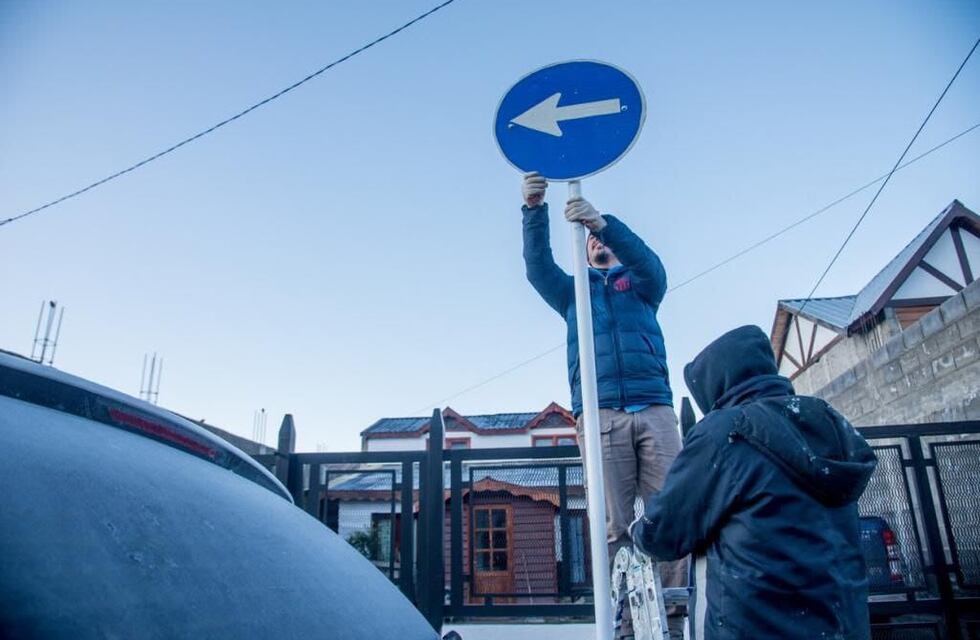 Colocaron cartelería sobre el nuevo sentido de circulación de calle Beauvoir