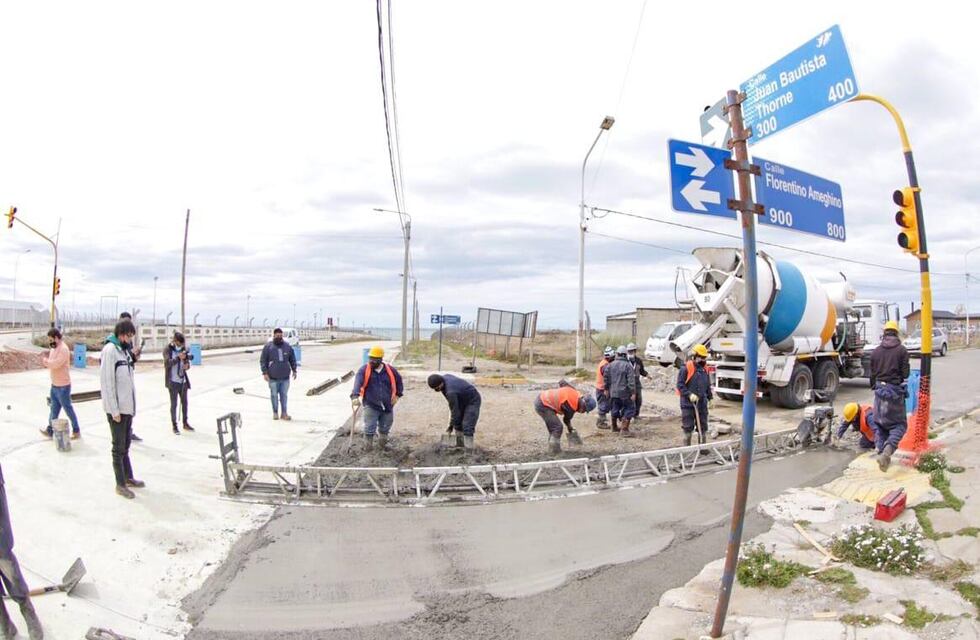 Río Grande: el Intendente recorrió los trabajos sobre la calle Thorne