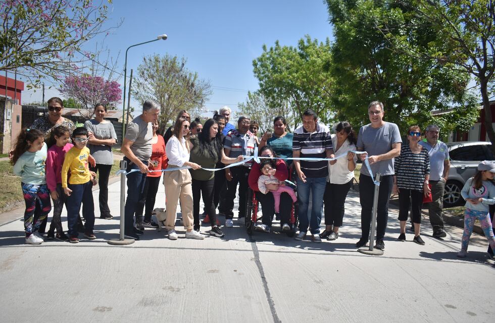 Inauguraron cuadras de pavimento en el barrio Güemes