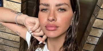 La China Suárez enamoró con un look a puro brillo y un accesorio mega trendy