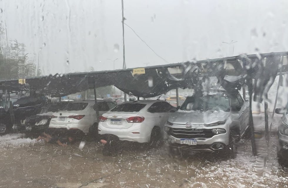 En imágenes: destrozos en Córdoba por la fuerte tormenta con granizo