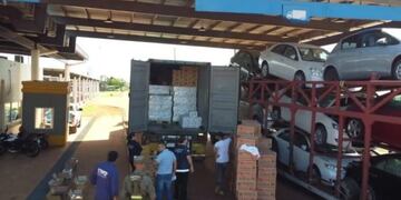 Posadas: Aduana interceptó jeringas ilegales de bótox en el Puente Internacional.