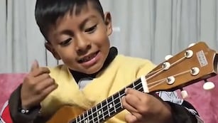 La música es la pasión de Gerónimo desde que cumplió 1 año.