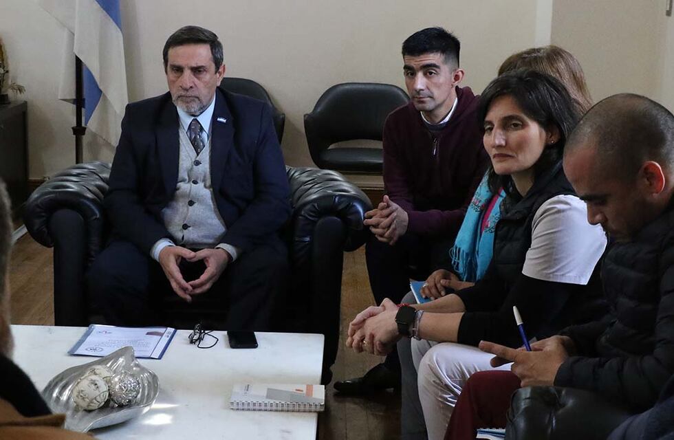 En Salud lanzan un programa para capacitacion de cirujanos