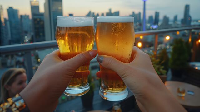 No había más fondos para tomar cerveza, pero el grupo de cordobeses encontró la solución.