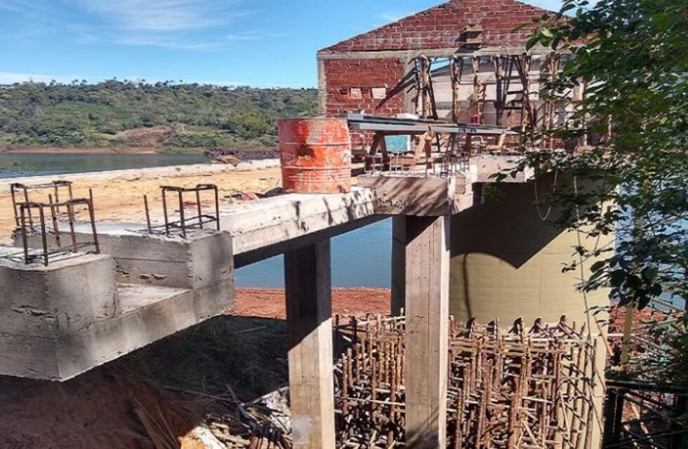 Arribaron a Eldorado nuevas cañerías para la planta potabilizadora de Paticuá