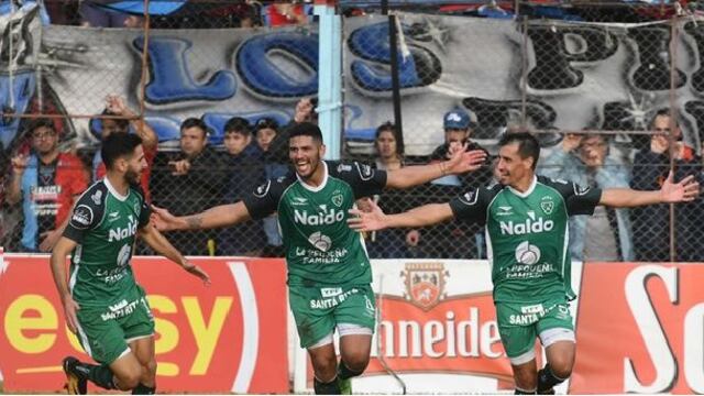 Lucas Passerini junto a Guillermo Farré en la época de jugador del DT de Belgrano (Diario Democracia de Junín)