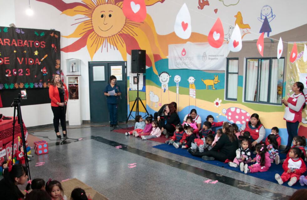 Una estrategia recurre a niños para promover la donación de sangre, en Jujuy
