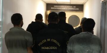 Cuatro hombres fueron detenidos por la Policía, acusados de haber cometido un salvaje homicidio en La Calera.