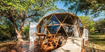 Cómo es glamping ideal para escapadas románticas. (Foto: Web)