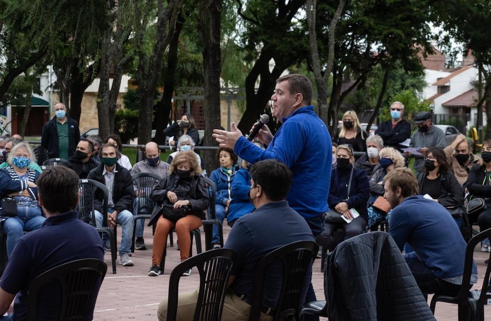 Colector Marcos Sastre: Montenegro se reunió con vecinos del norte de la ciudad