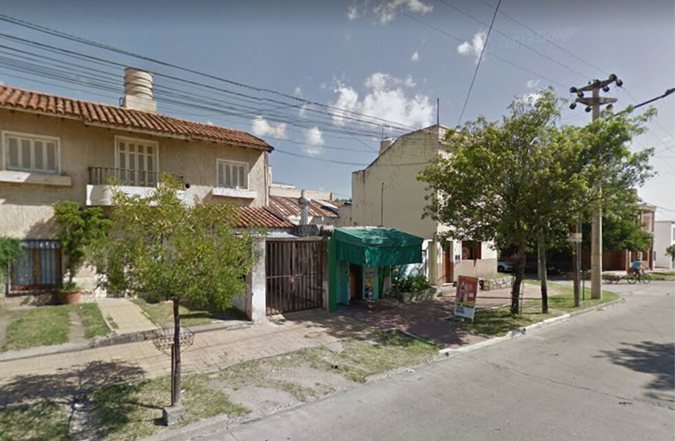 Rescataron a tres menores en otro incendio en Córdoba