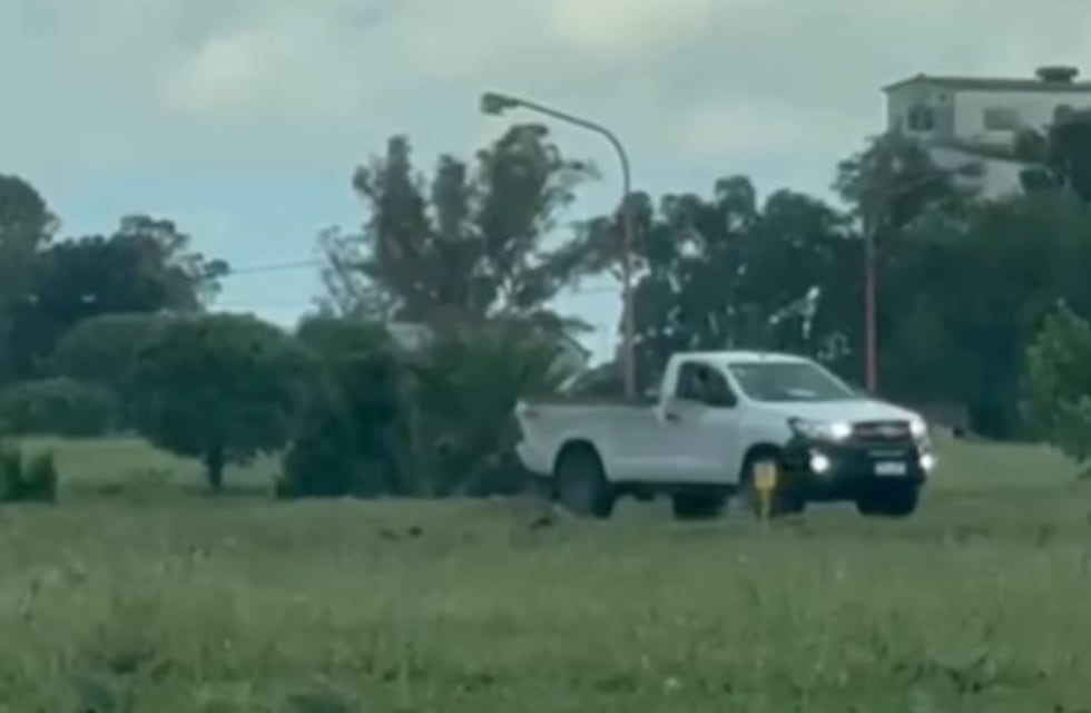 Se identificó al conductor del vehículo que realizó maniobras peligrosas en la vía pública: medio millón de pesos de multa