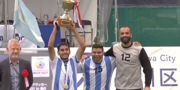 La Selección Argentina de fútbol para ciegos se consagró campeona, por tercera vez consecutiva, del Grand Prix desarrollado en Tokio.