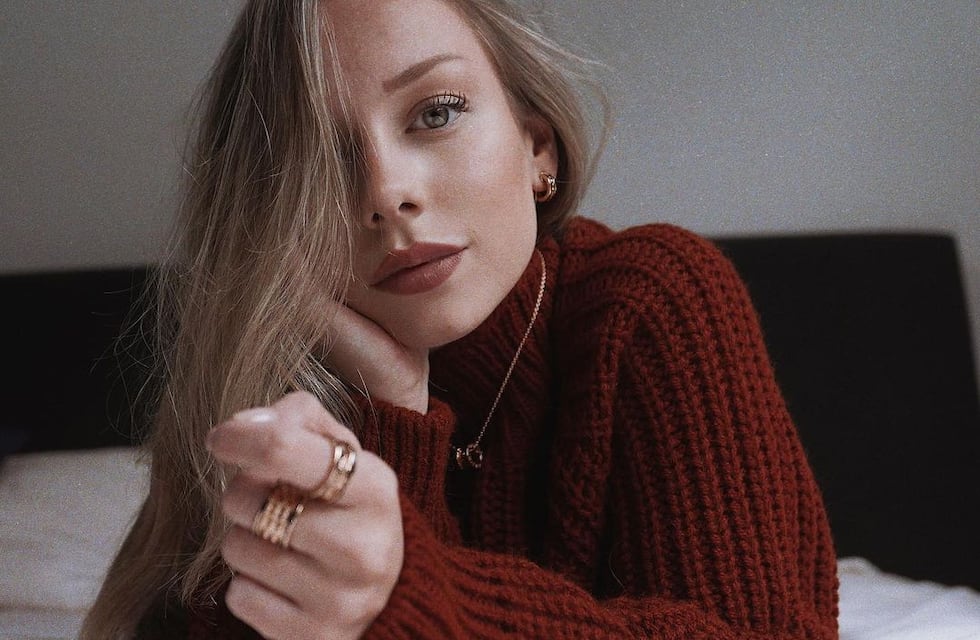 Ester Expósito deslumbró a sus fans con un look a puro brillo y un guiño para sus fans