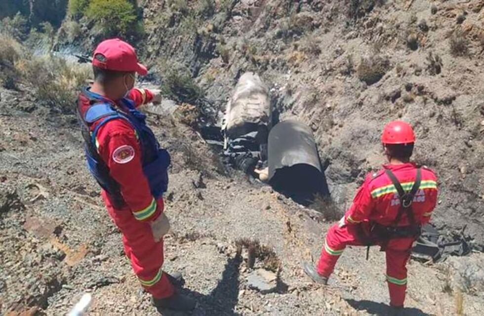Tras una explosión, murieron dos argentinos que transportaban oxígeno medicinal en Bolivia