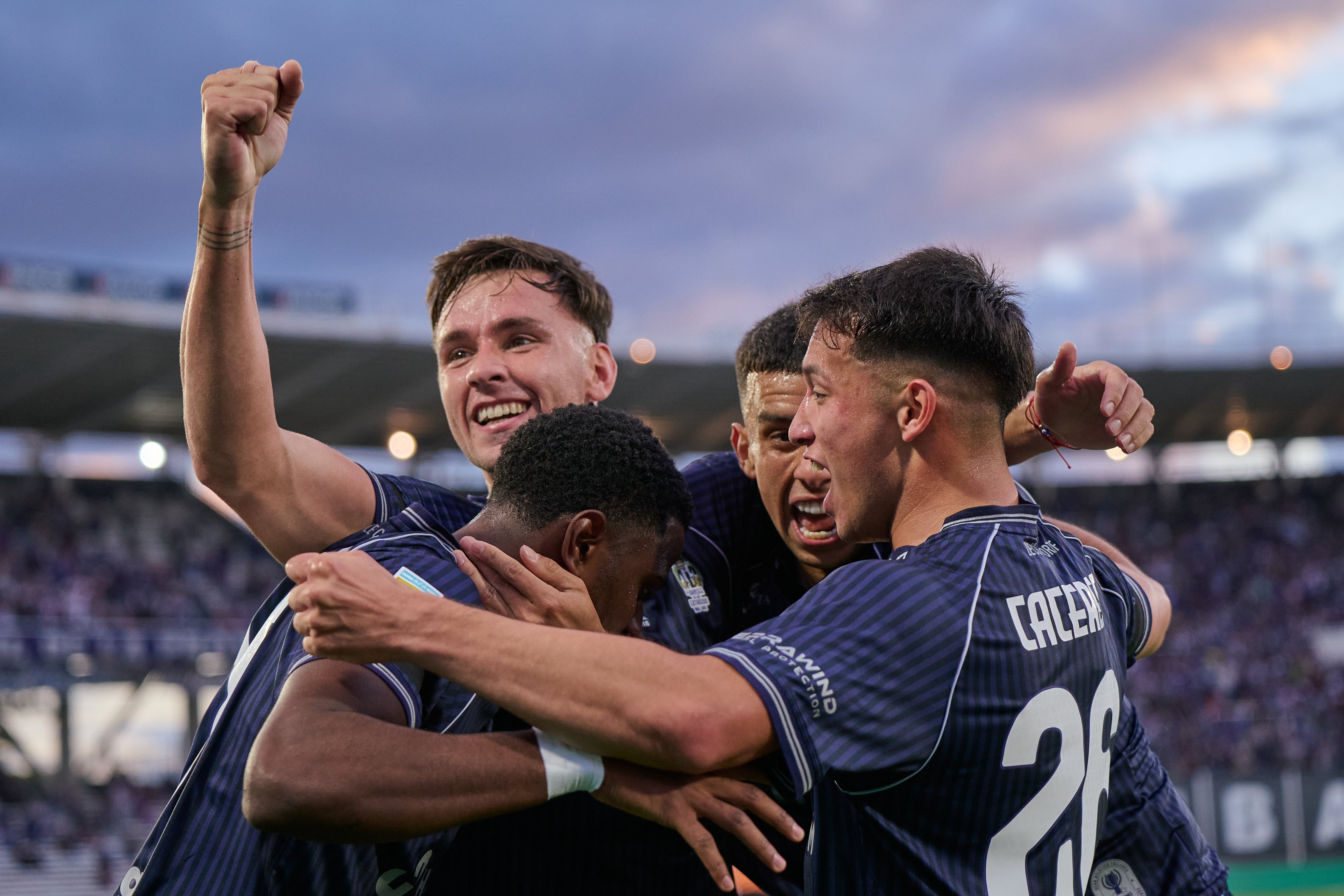 Talleres en la victoria ante Platense. (prensa Talleres).