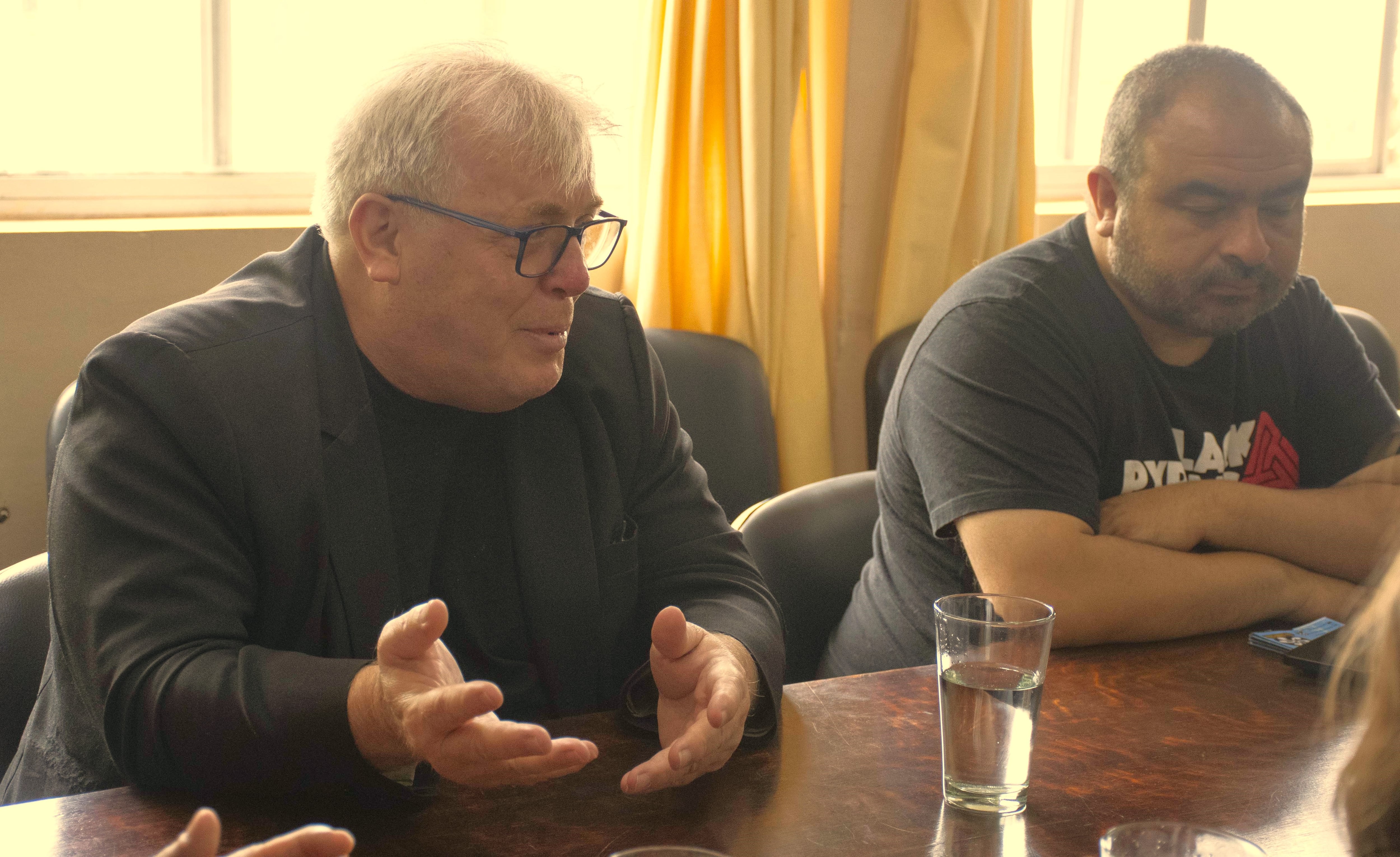 Gustavo Vera fue titular del Comité de Lucha contra la trata de personas. Actualmente vuelca su experiencia en la fundación La Alameda y recorre el país con colaboradores concientizando sobre esa problemática.