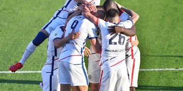 El Ciclón se sacó la mufa y volvió a ganar en la Liga Profesional. (Fotobaires)