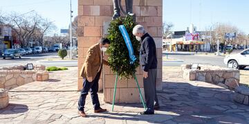 General Alvear le brindó homenaje a los 190 fallecidos por covid-19.
