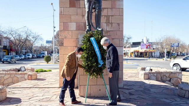 General Alvear le brindó homenaje a los 190 fallecidos por covid-19.