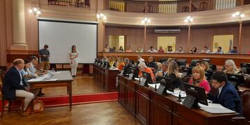 Las dos iniciativas fueron enviadas por el gobernador Rogelio Frigerio.