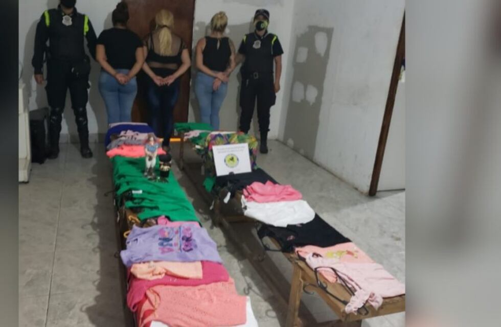 Lules: tres mujeres robaron ropa de distintos locales comerciales e intentaron escapar en colectivo