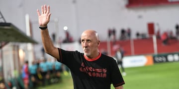 Daniel Oldrá, el nuevo DT de Instituto. (Javier Ferreyra / La Voz)