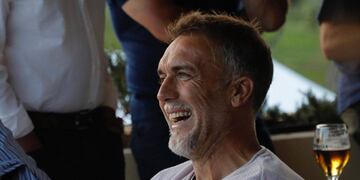 El santafesino tiene 53 años y se retiró como jugador en marzo de 2005.