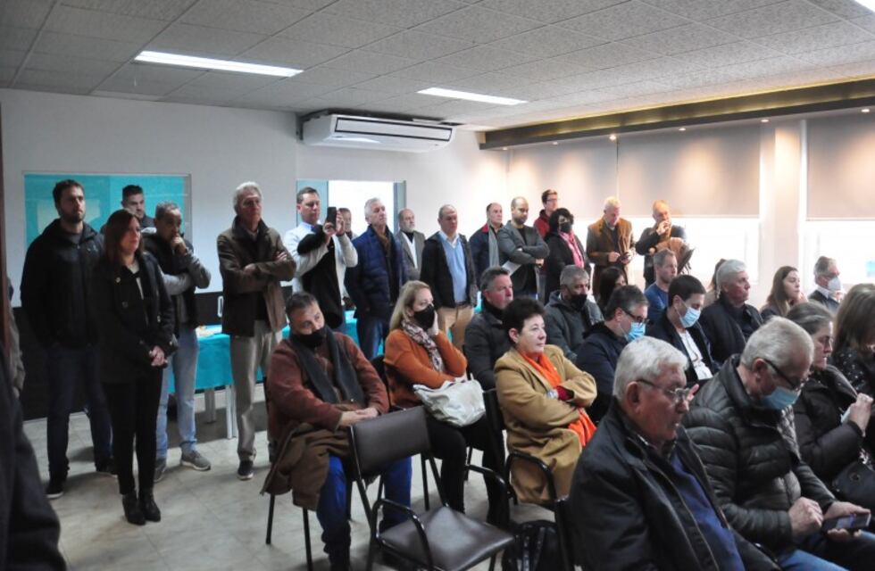 Reclamos por la finalización de la autopista 19