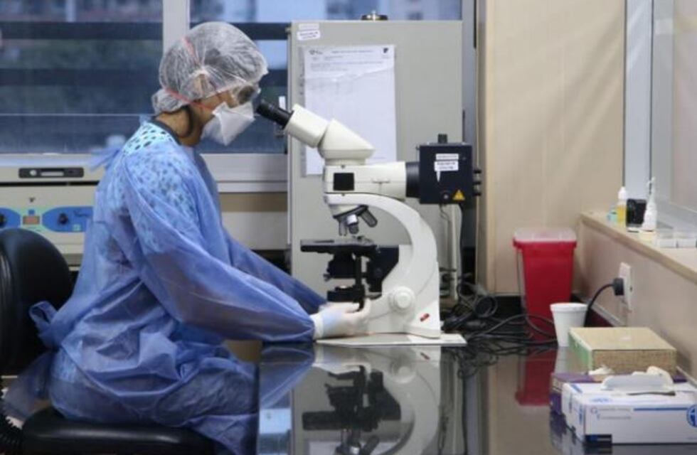 El Ministerio de Salud Pública investiga a cinco pacientes con neumonía