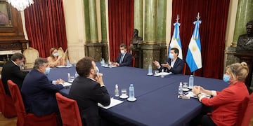 Wado de Pedro encabezó junto a Sergio Massa la reunión con los presidentes de las bancadas del interbloque de Juntos por el Cambio. (Foto: Ministerio del Interior)