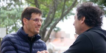 Leo Viotti recorrió el barrio Amancay