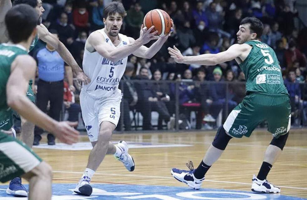 Independiente de Oliva dejó en el camino a Barrio Parque y jugará por el ascenso a Liga Nacional