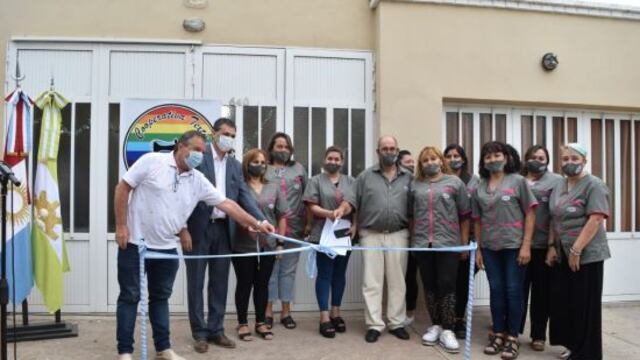 Inauguración de la Cooperativa textil en Brinkmann