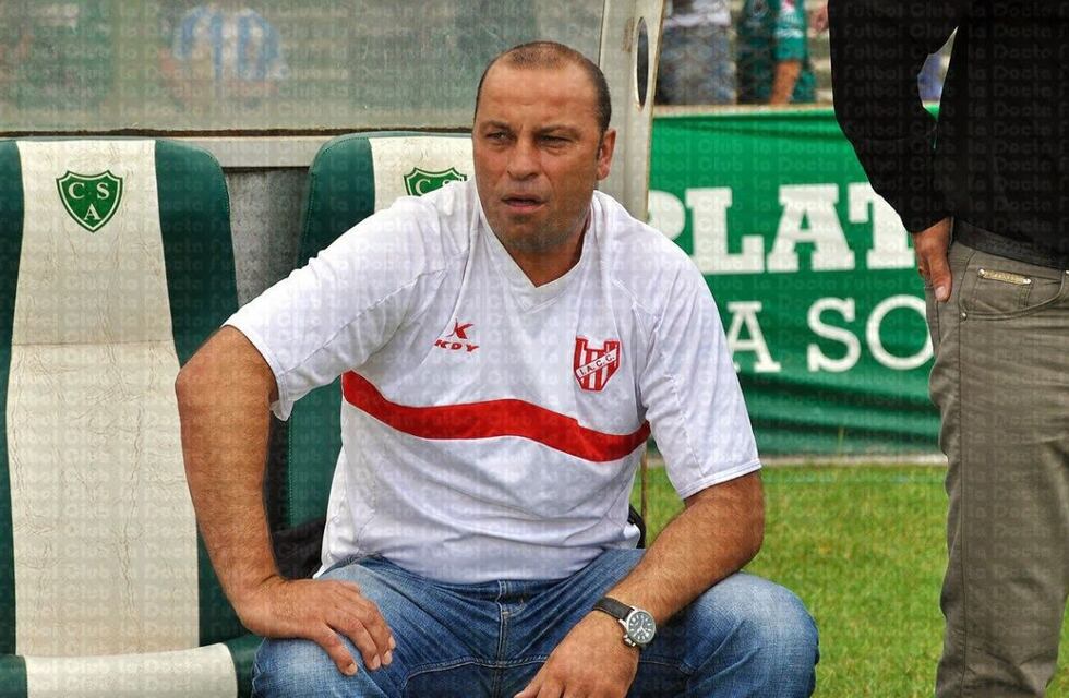Miliki Jiménez, de estar afuera de Instituto a dirigir al equipo este domingo