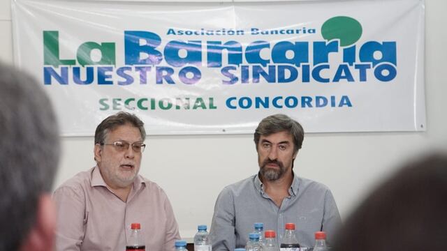 Francolini junto a Giano en La Bancaria